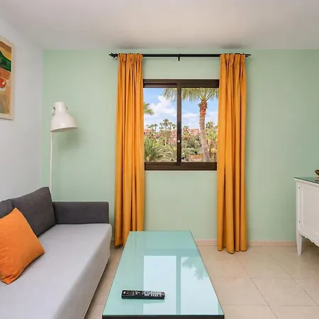 Guestready - Bright Retreat With Outdoor Pool Daire *
